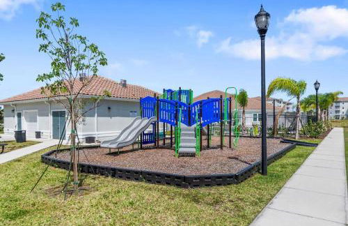 Luxe 1BR/1BA: Dive, Rest, Explore. Book Now! - Foto 8