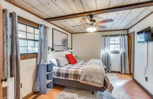 Smoky Mountain Cabin with Fire Pit and Stunning Views! - Foto 17