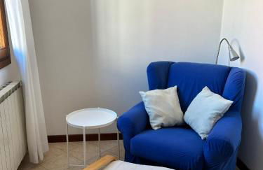 Venice Canal Stay - Photo 10