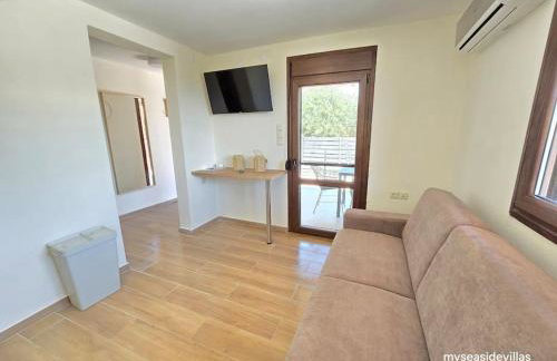 Summertime Villa just 90meters from the sea! - Foto 38