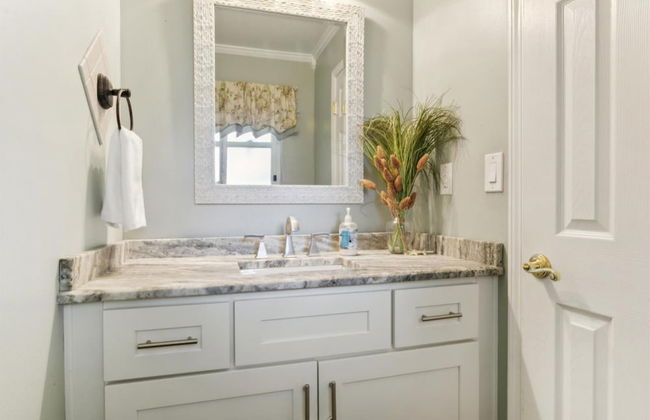 Enchanted Forest - 4 2 30 day pet Friendly - Photo 20