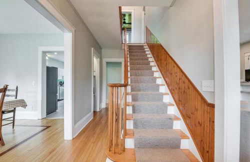 Charming Ticonderoga Home - Walk to Downtown! - Foto 11