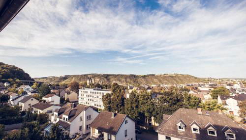 Design Apartment zentral für 6 in Andernach: Ausblick, WiFi, Küche - Foto 3