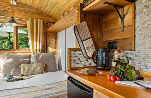 Poldhu - Couples Retreat - Pet Friendly - Free Parking & WiFi - Foto 14