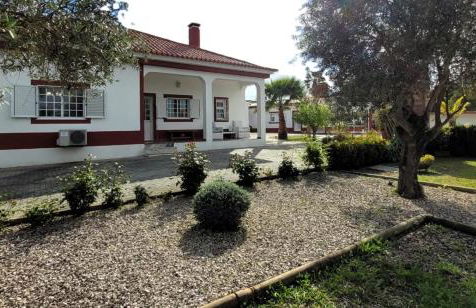 Villa soleada con total tranquilidad - Photo 20