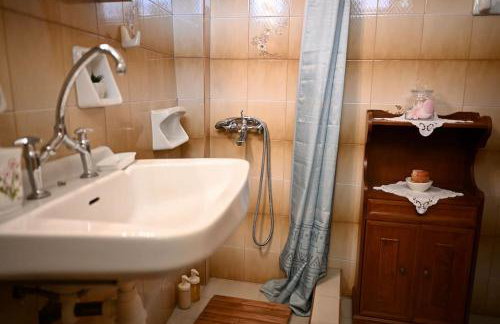 The Teacher's House - Foto 42