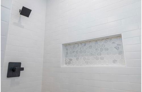 Heaven-sent Convenient 4br/ 3BA Near Downtown - Foto 44