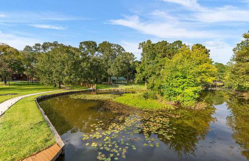 Pickleball & mini-golf, Pool/Spa, Epic Gameroom! - Photo 42