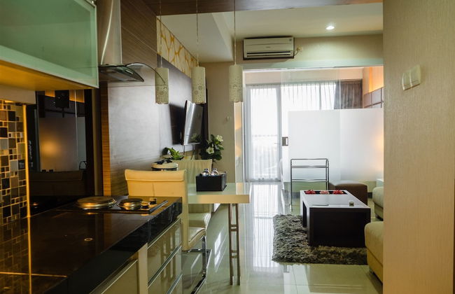 Luxurious 1BR At Dago Suites Apartment - Foto 45