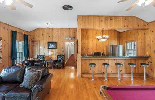 King suite-Huge tub-A Charmer-The Blue Jay Suite - Foto 29