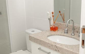 Apto na Barra da Tijuca próximo a praia - Foto 59