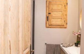 Luxury Apartment near Royal Palace - Photo 10