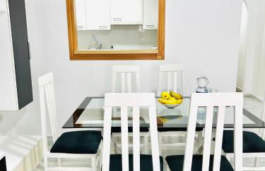 Precioso apartamento cerca del mar con wifi, piscina y parking - Photo 12