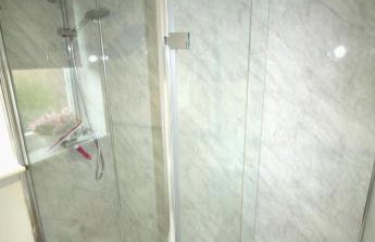 2 Bedroom House - Beautifully Decorated & Furnished - Parking - Large Garden - Foto 19