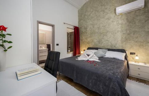 Villa Desapemani with heated pool - Photo 24