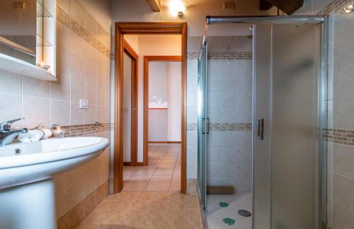 Gioiello Marino Holiday Apt -1 min from the sea- Free parking- Bike- Wi-Fi - Foto 39