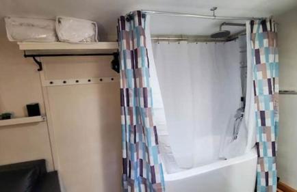 Cozy Cottages across from the Food Trucks of Aloha mall - Foto 5