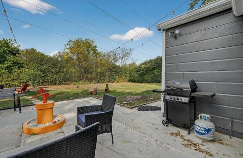 Greenway Getaway-Private Huge outdoor fun, Game,Navy - Foto 30