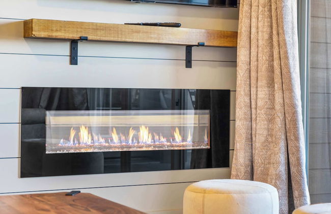 T Time Getaway - Overlooking Golf Views! - Photo 25