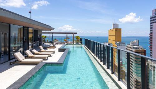 Studio Premium Rooftop e Piscina Vista Baía com Garagem - Foto 1, sunbed