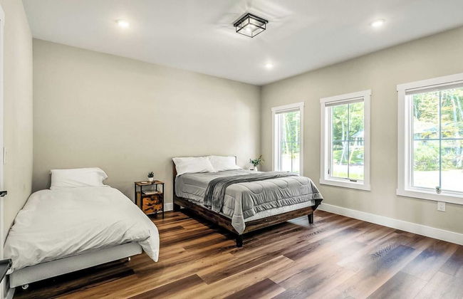 Lakeside Serenity by Avantstay Lakefront, Newly Built, Deck w/ Views! - Foto 31