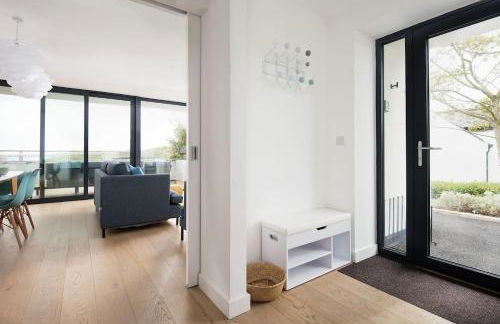 2 The Bay - Photo 15