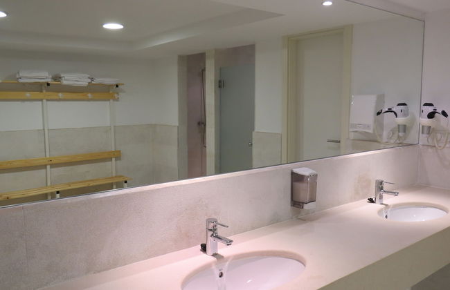 Flipflop Surfing Playa Apartments - Photo 55