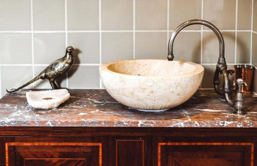 The Challoners - Photo 16