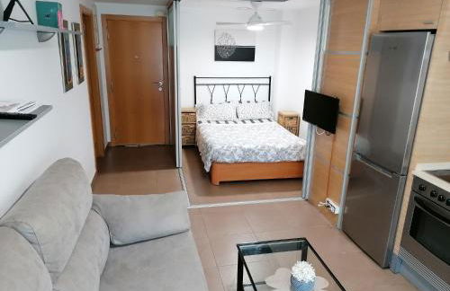 Estudio con patio en Daimus niños y mascotas consultar - Foto 2