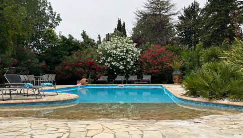 Les Muscades des Alpilles - Foto 4