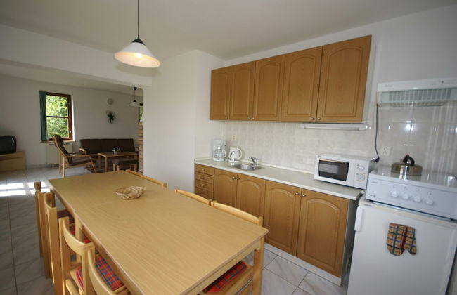 Mansion in Starkov Near Acitvities - Foto 5