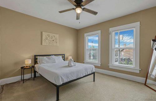 Your Central Columbus Retreat Awaits 5 BR 2 Bath - Foto 26