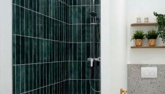 Suite sensuelle balnéothérapie et fauteuil tantra - Foto 4, Shower