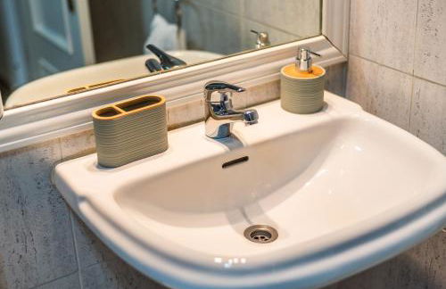 tuGuest Grisolia House - Free parking - Foto 47