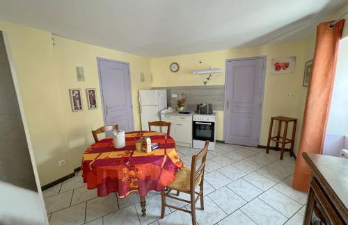 Les Meublés du Rocher - Près du parc LE PAL - Foto 26