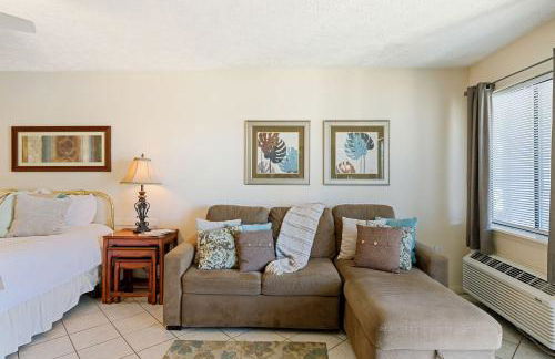 Studio - Lullwater 299 bottom floor No Elevator! - Photo 4