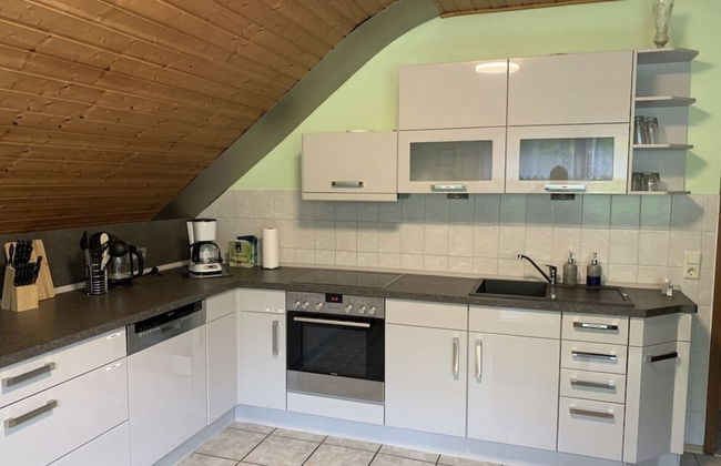 Charming 3- Bed Apartment in City Celle - Foto 5