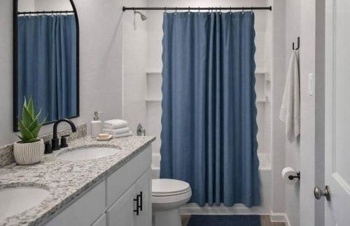 5bd/3ba Family Oasis with Playground and Pool - Foto 34