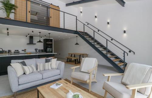 Basswood Barn - Photo 4