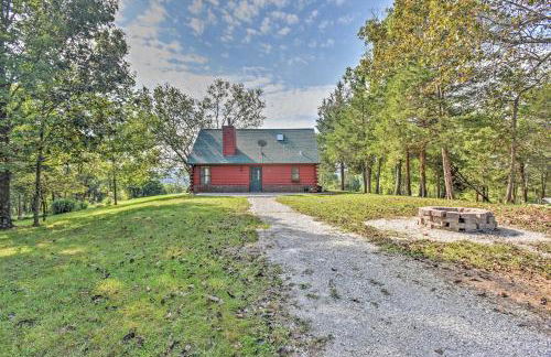 Hillside Cabin on 43 Acres with Private Lake and View! - Foto 19
