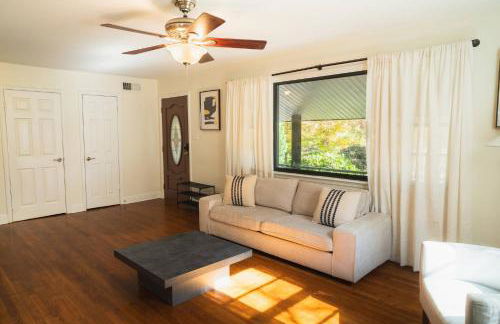 Modern Stay on Green Valley - 2.5 Mi to Downtown - Foto 39