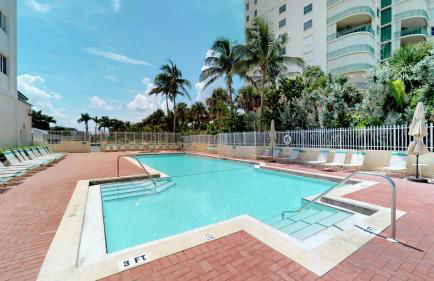 Beachfront Living at the Apollo I On-Site Sunset Grille Tiki/Restaurant - Foto 16