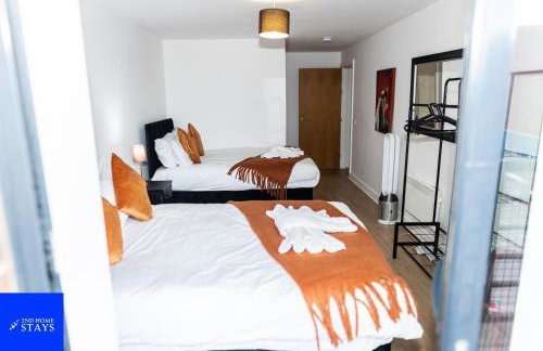2ndHomeStays-Digbeth-B12 I Large Stylish 2-Bed Apartment I Ensuite I Sleeps 6 I Free Parking & WiFi I Perfect for Work Stays, Relocations & Holiday I Near Birmingham Project Sites & Attractions - Foto 7
