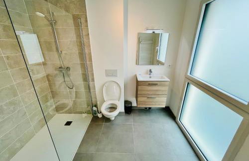 Hypercentre, spacieux, lumineux, la Maison du Rempart - Photo 10