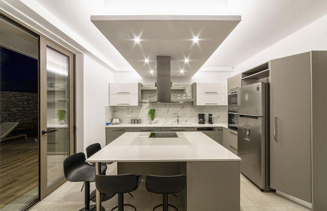 Grand Resort Villa in Eleftherna - Photo 13