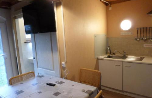 Studio-appartement et chambre à proximité d'une maison de Maître de 1904 - Photo 9