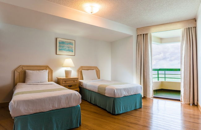 Alupang Beach Tower - Foto 19