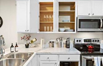 Family & Traveler Haven - NYC & NWK w/free parking - Photo 10