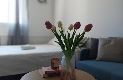 Modern studio near City Center - Foto 4