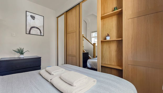 Spacious 2 Bed Flat Near High Street Kensington - Foto 5, Habitación